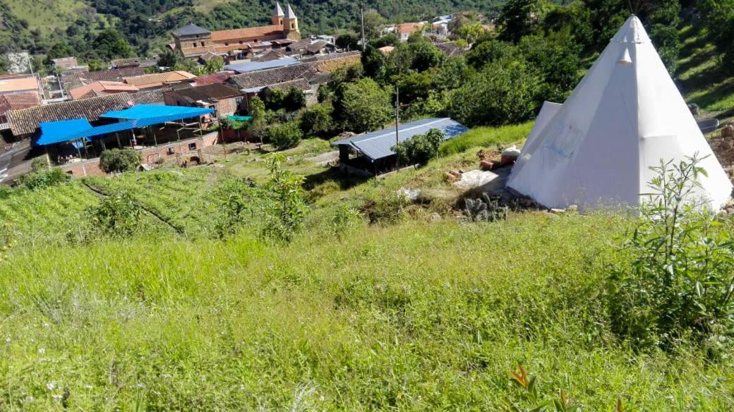 Hostal Las Valkirias Matanza Exteriér fotografie