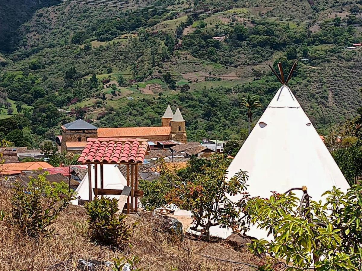 Hostal Las Valkirias Matanza Exteriér fotografie